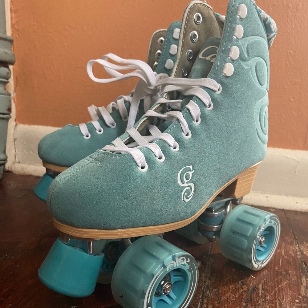 CANDI GRL CARLIN Women's Indoor/Outdoor Roller Skates